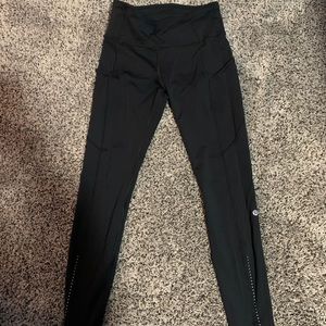 Lululemon leggings size 6